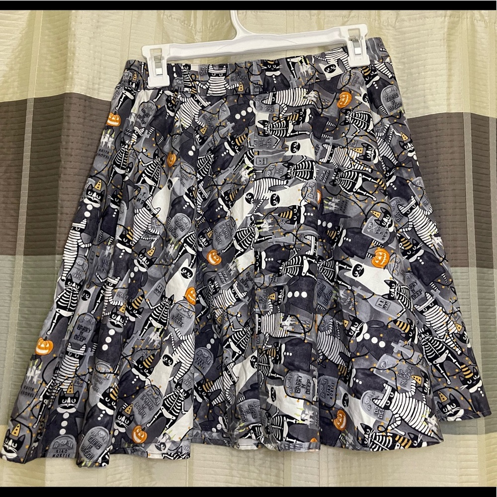 GLOW IN THE DARK SPOOKY KITTY SKIRT
